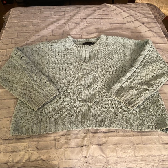P030 FOREVER 21 Cropped Cable Sweater Sz XL - Picture 2 of 4